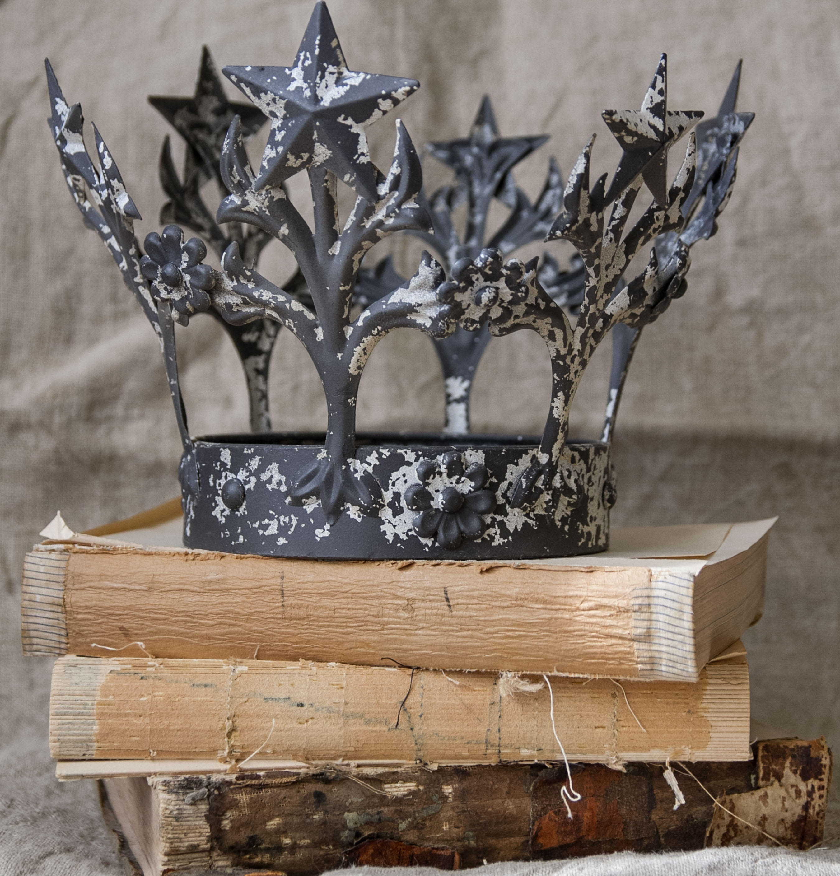 Metal Crown